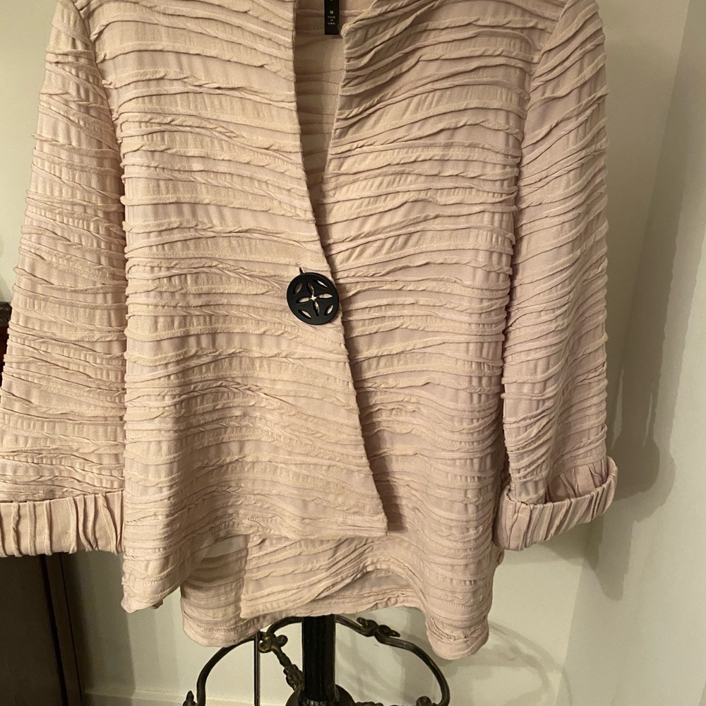 IC Connie K beige jacket size M asymmetrical hem